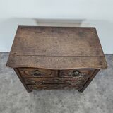 Oak commode from the 18th century.