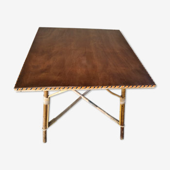 Square table