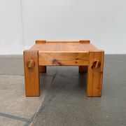 Vintage Scandinavian brutalist coffee table in Swedish pine by Yngve Ekström for Swedese, 1970s.