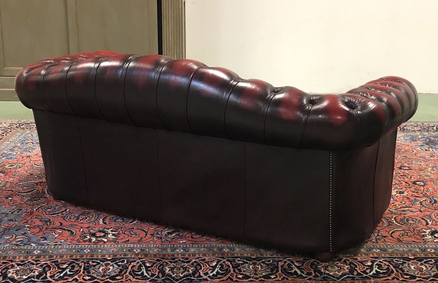 Red leather Chesterfield sofa - 70s