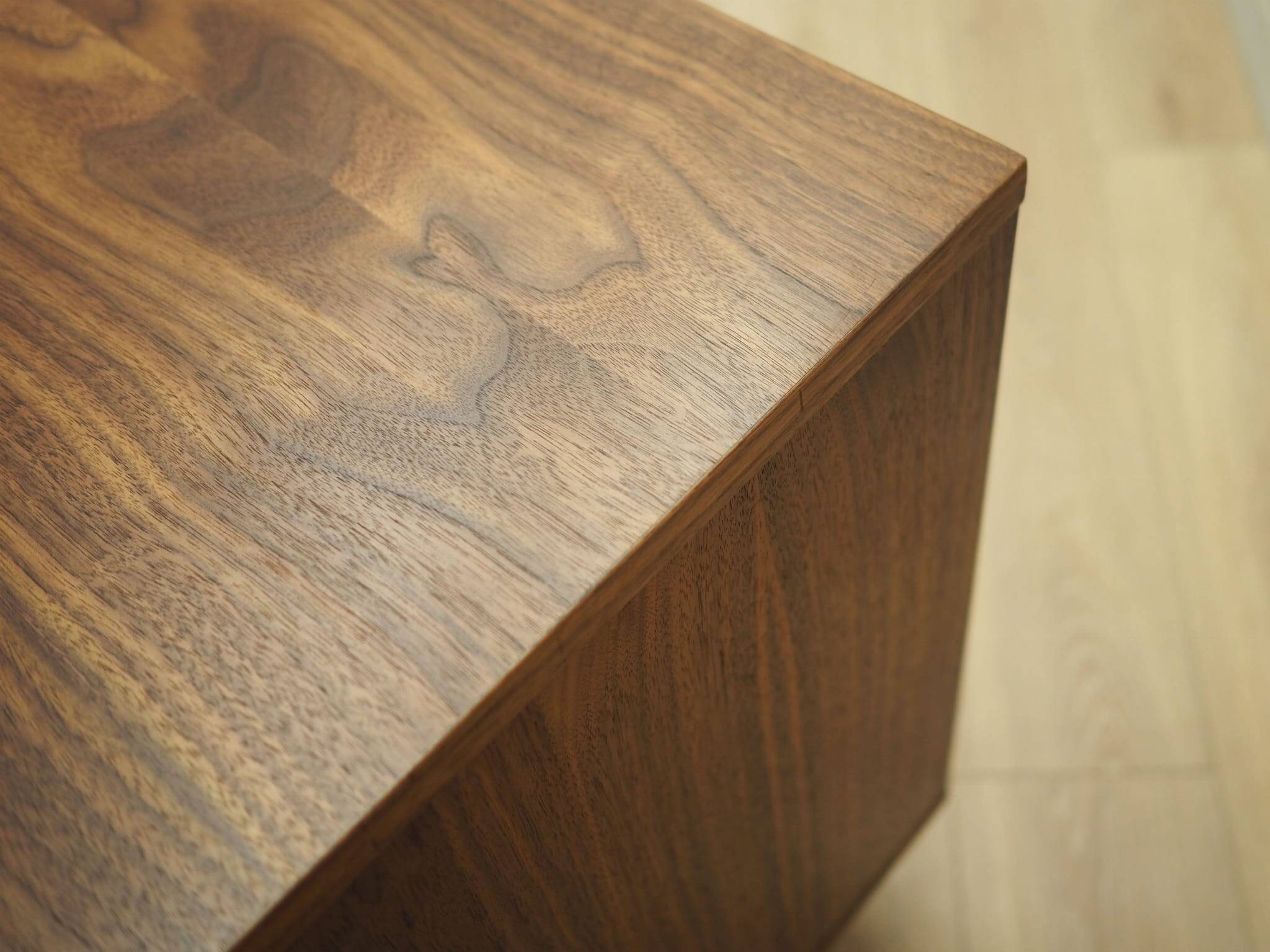 Enfilade en noyer, design scandinave