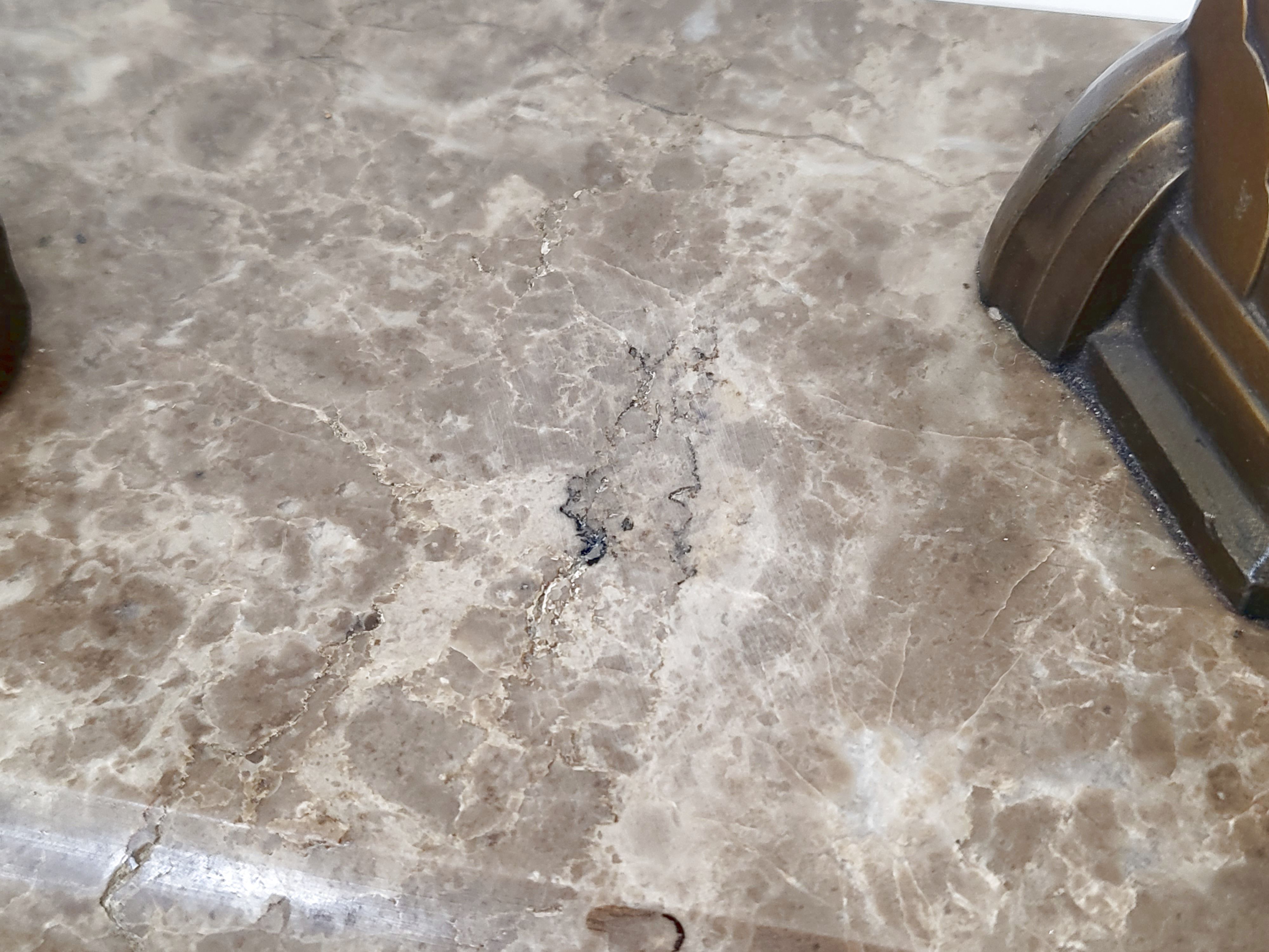 Art Deco marble inkwell & regulates