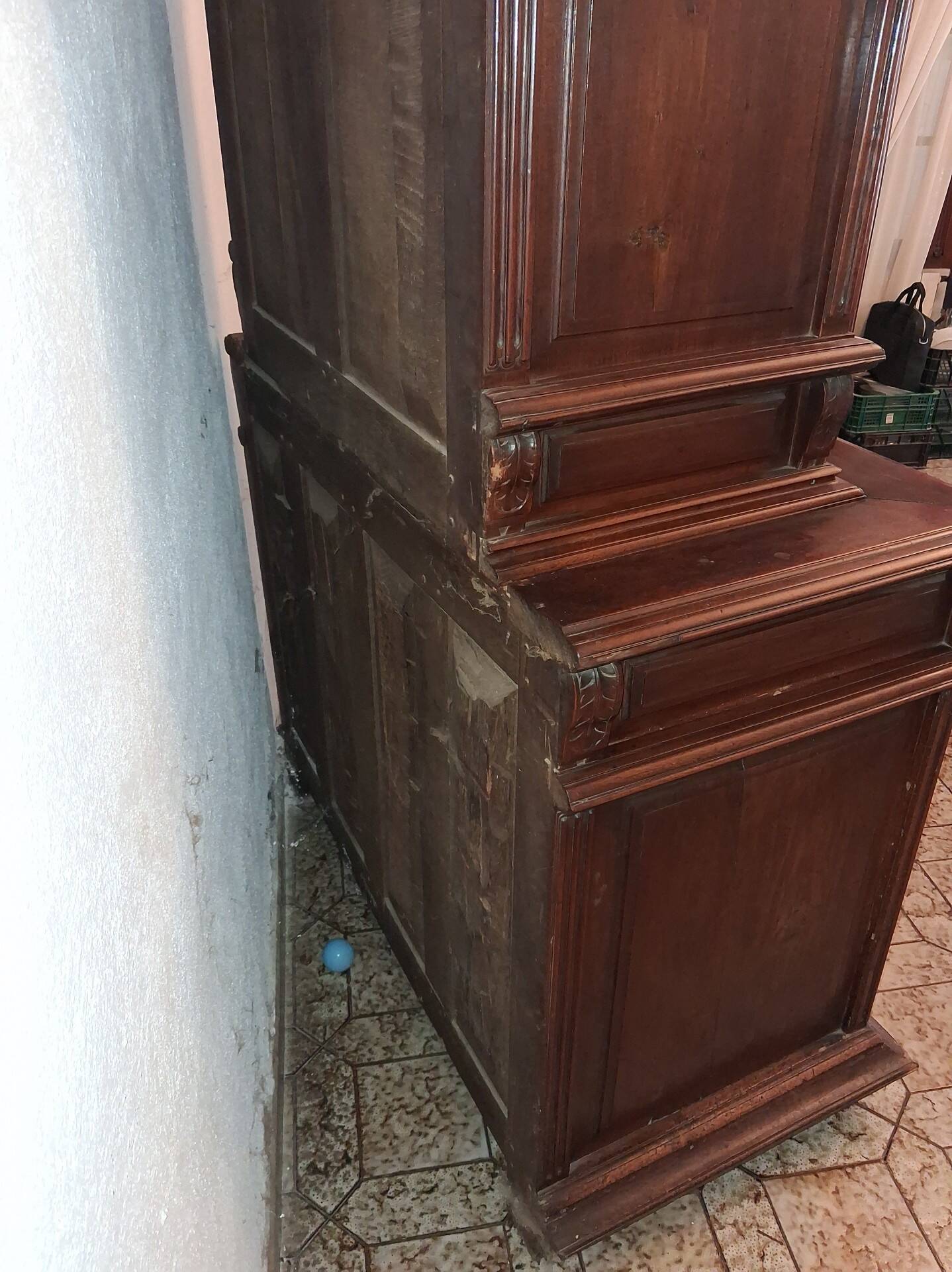 Cabinet - Buffet Deux Corps Renaissance En Noyer, XVIIe