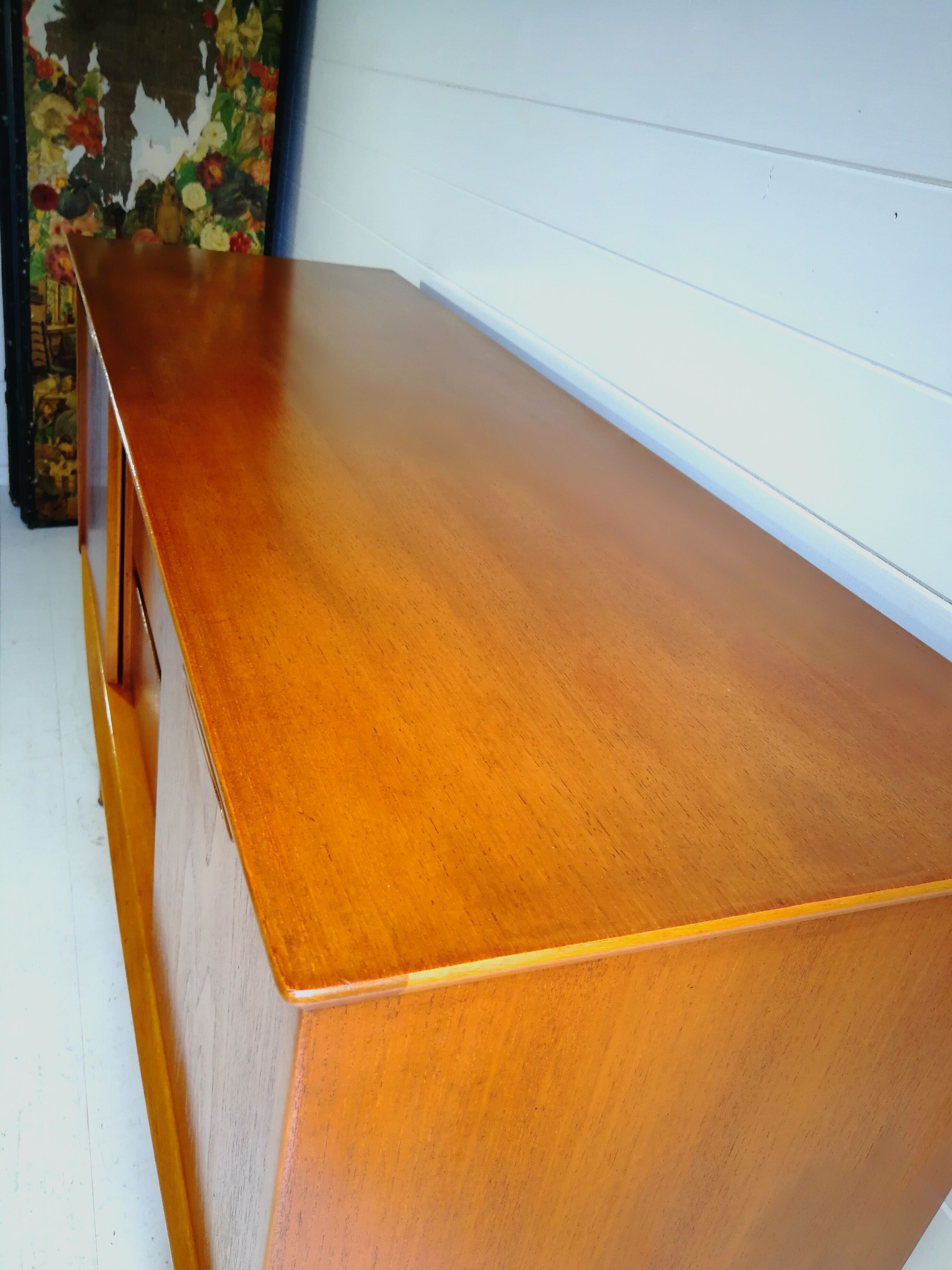 Buffet en teck par Jentique années 1970