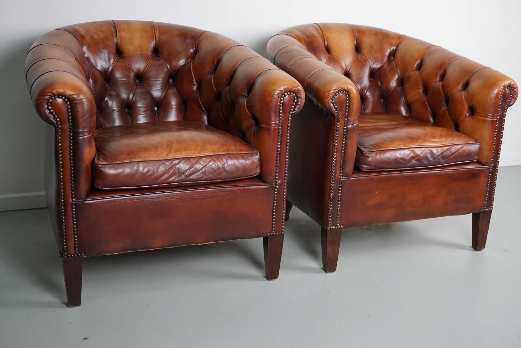 Fauteuil Club Vintage En Cuir Marron – Style Industriel – 80cm