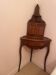 Table de chevet en noyer