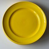 Yellow saline flat plates