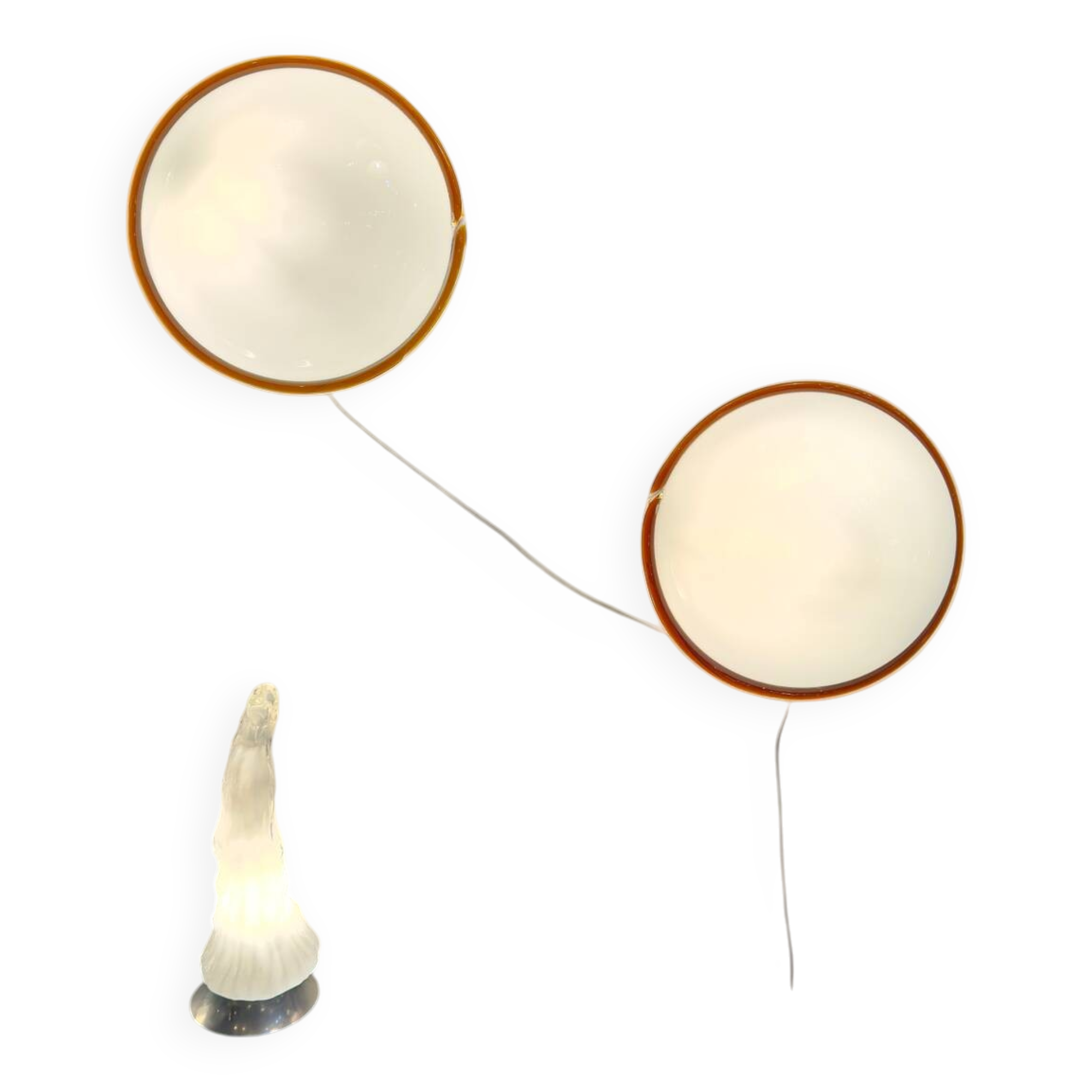 Pair of Leucos “Ronda” wall lights from the 70s