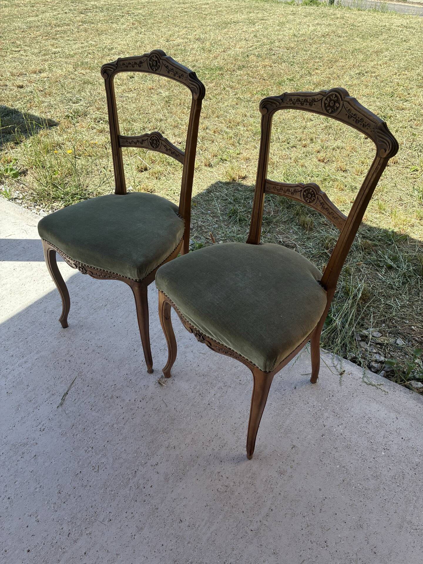 Pair of Louis XV style chairs