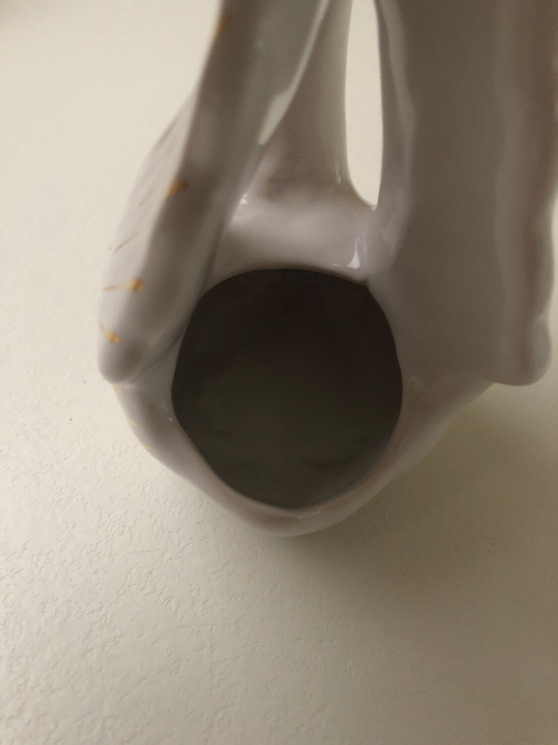 Pair of ceramic swans