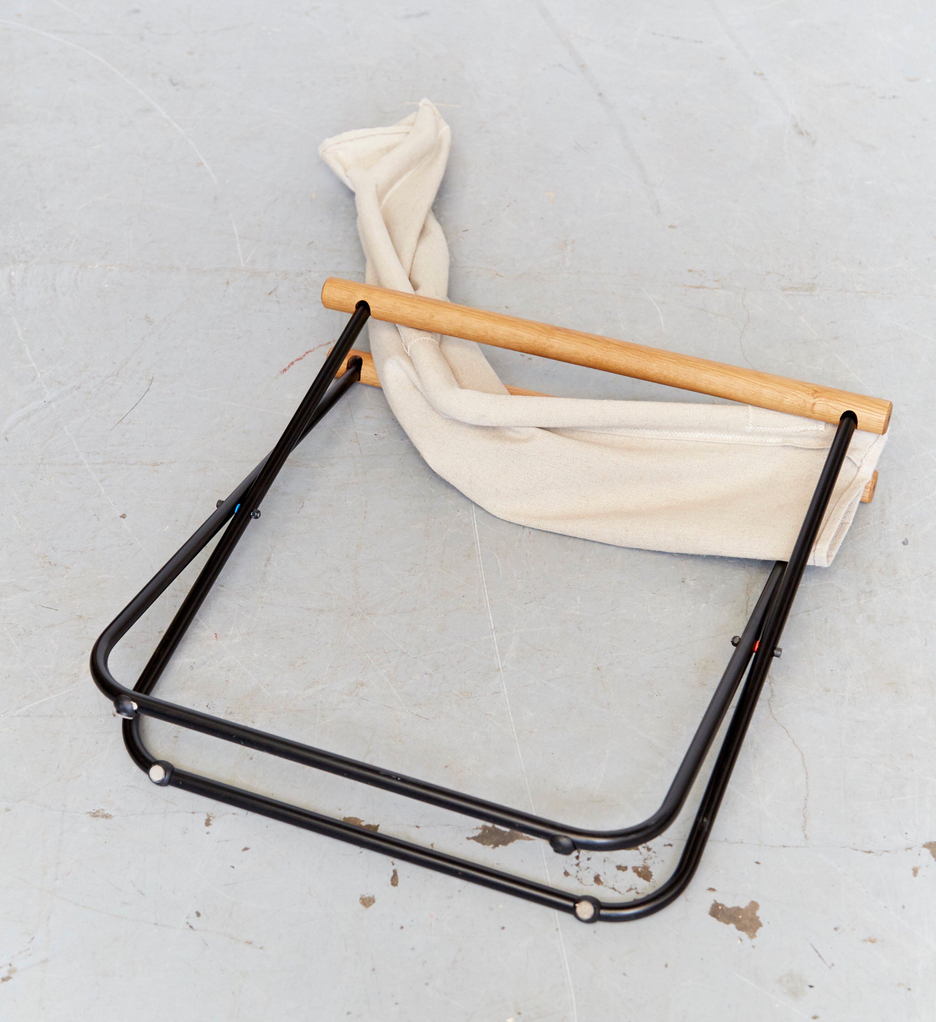 Takeshi Nii folding chair and ottoman "NychairX", 1970