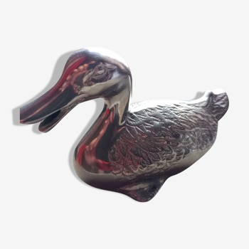 Duck in silver metal