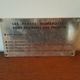 Ancienne plaque métallique places réservées mutilés de guerre transport en commun sncf