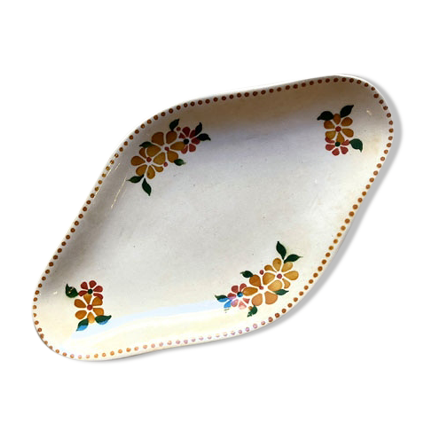 Delight in earthenware "flowers", Saint Amand