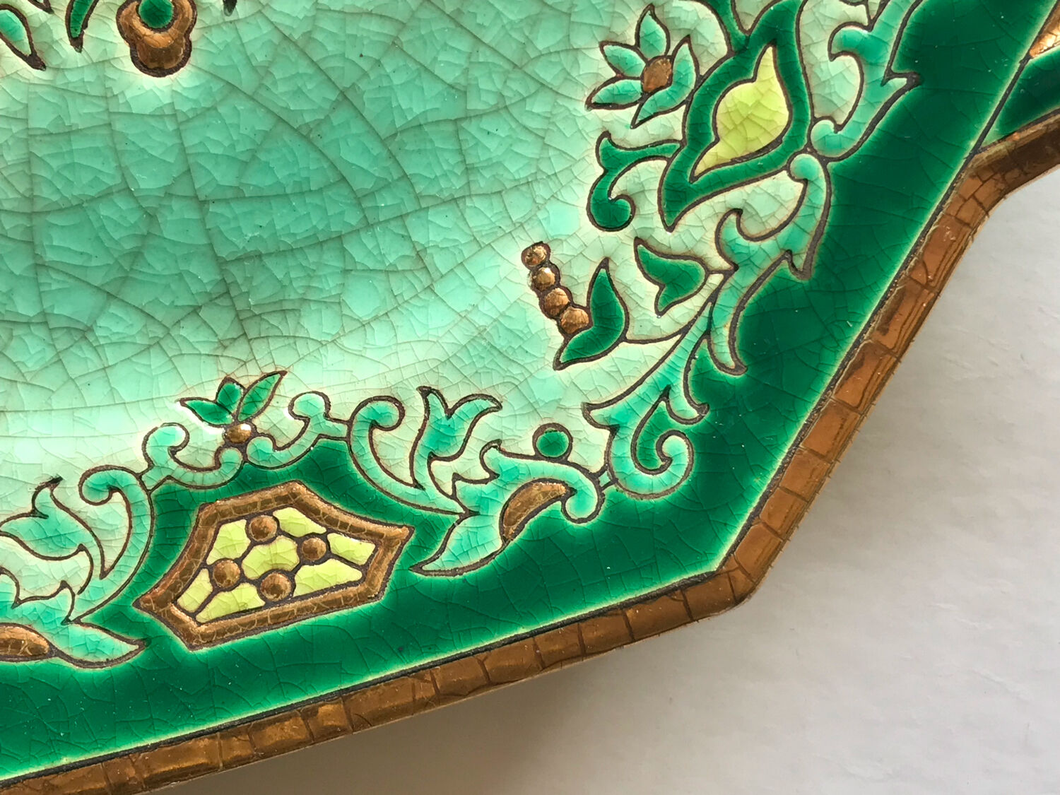 Plat à gâteau Longwy Chevreuse émaux MP Chevallier