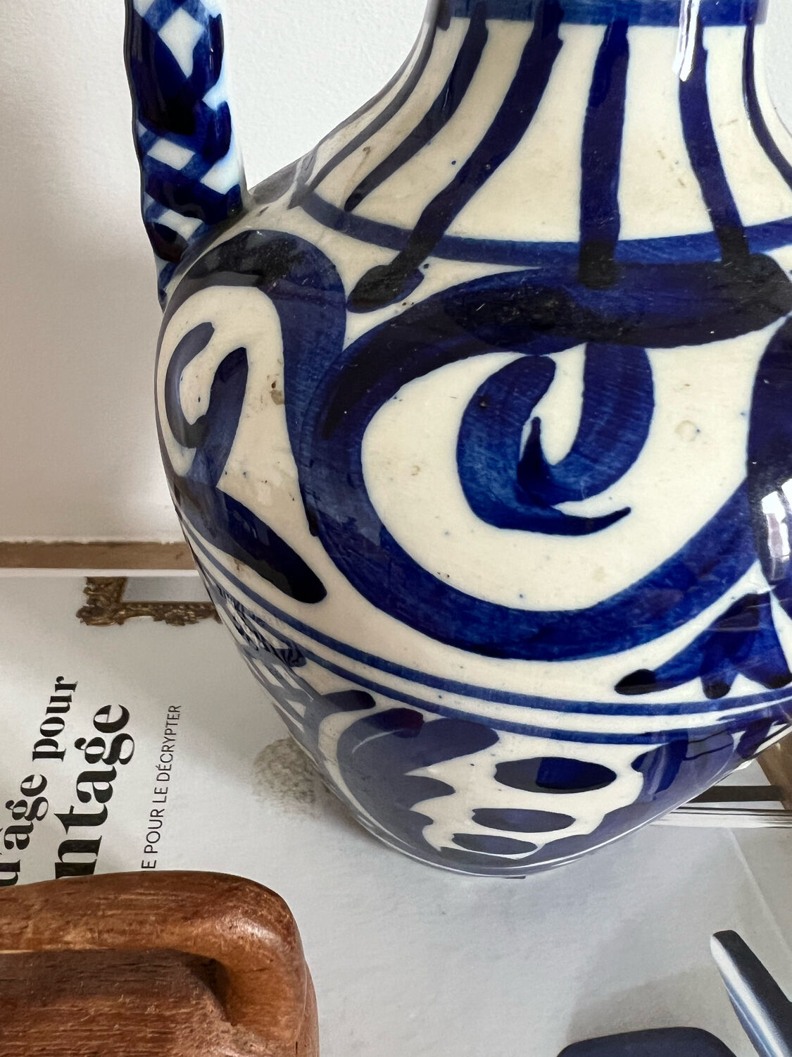 Blue-patterned ceramic vase