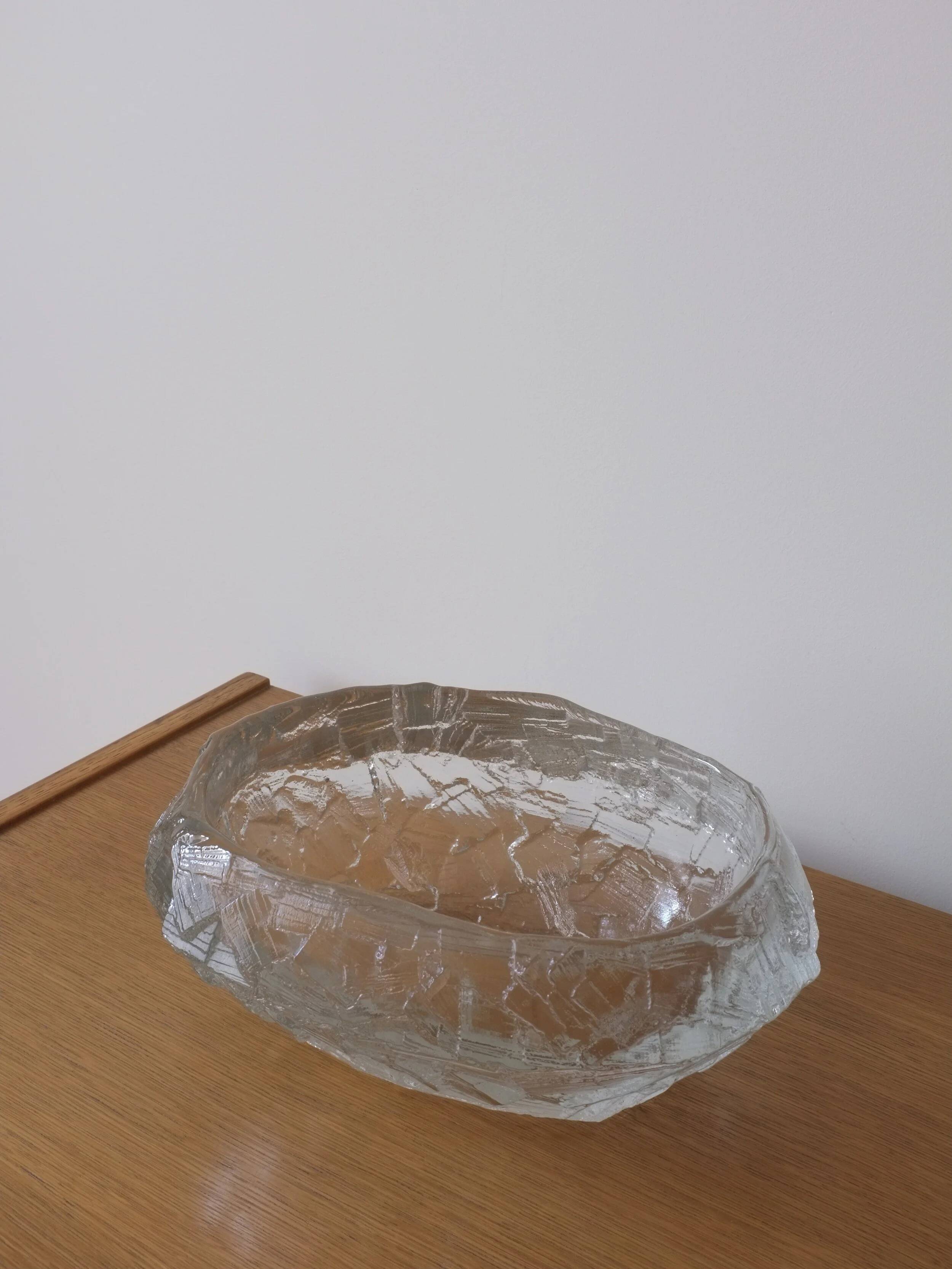 Demant brutalist glass dish by Göte Augustsson | Ruda Sweden | 1960s