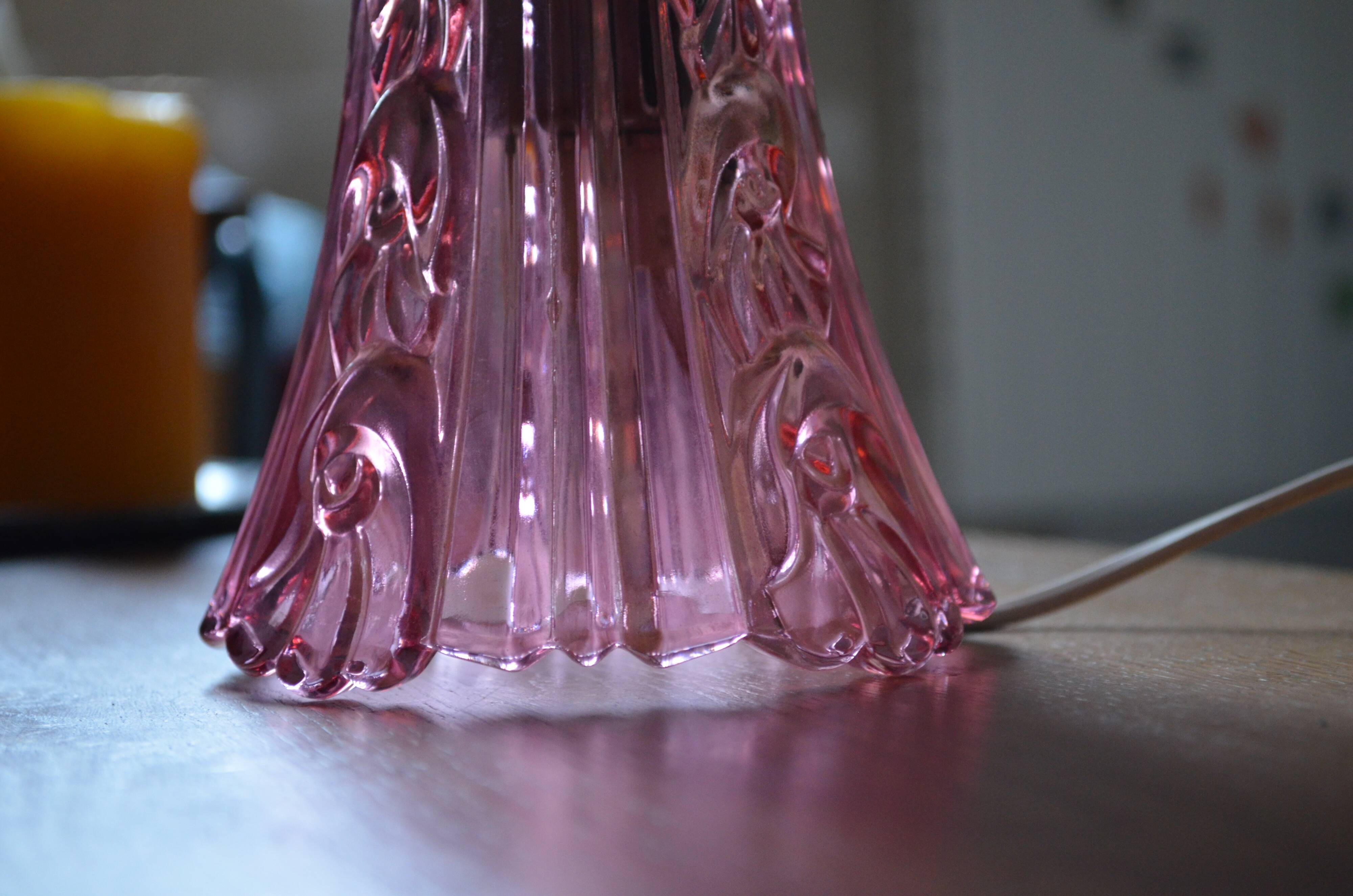 Mushroom lamp in rosaline