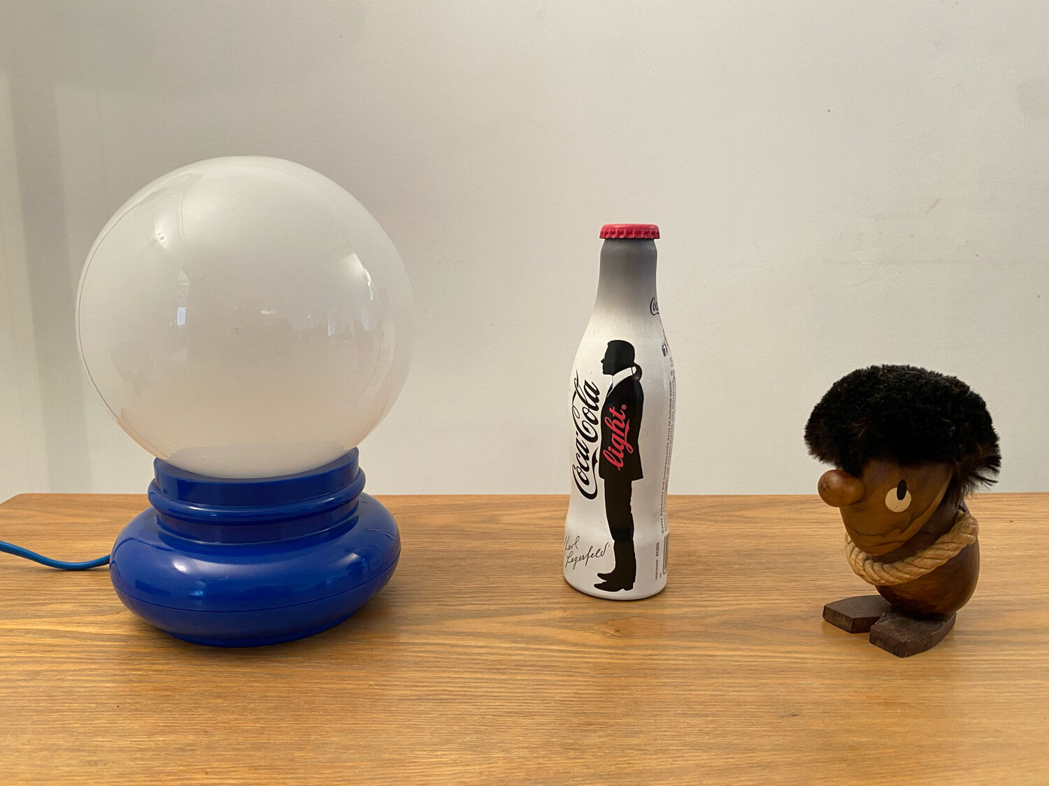 Bedside lamp globe opaline and plastic Space age 70s