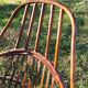 Fauteuil vintage pivotant en bambou et rotin