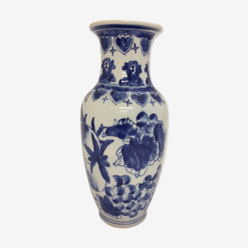 Blue white porcelain vase