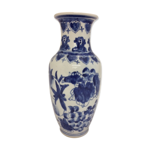 Vase en porcelaine blanc bleu