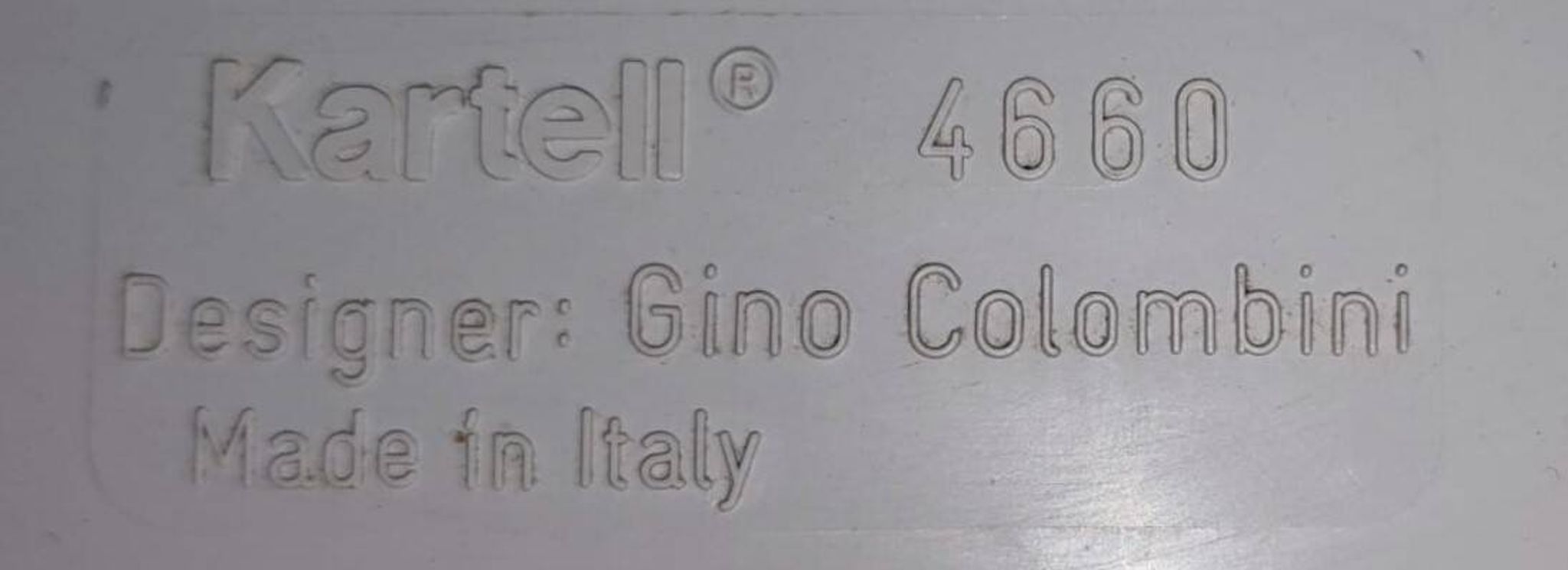 White Componibili unit by Anna Castelli for Kartell Binasco (Milano), 1960s made in Italy.