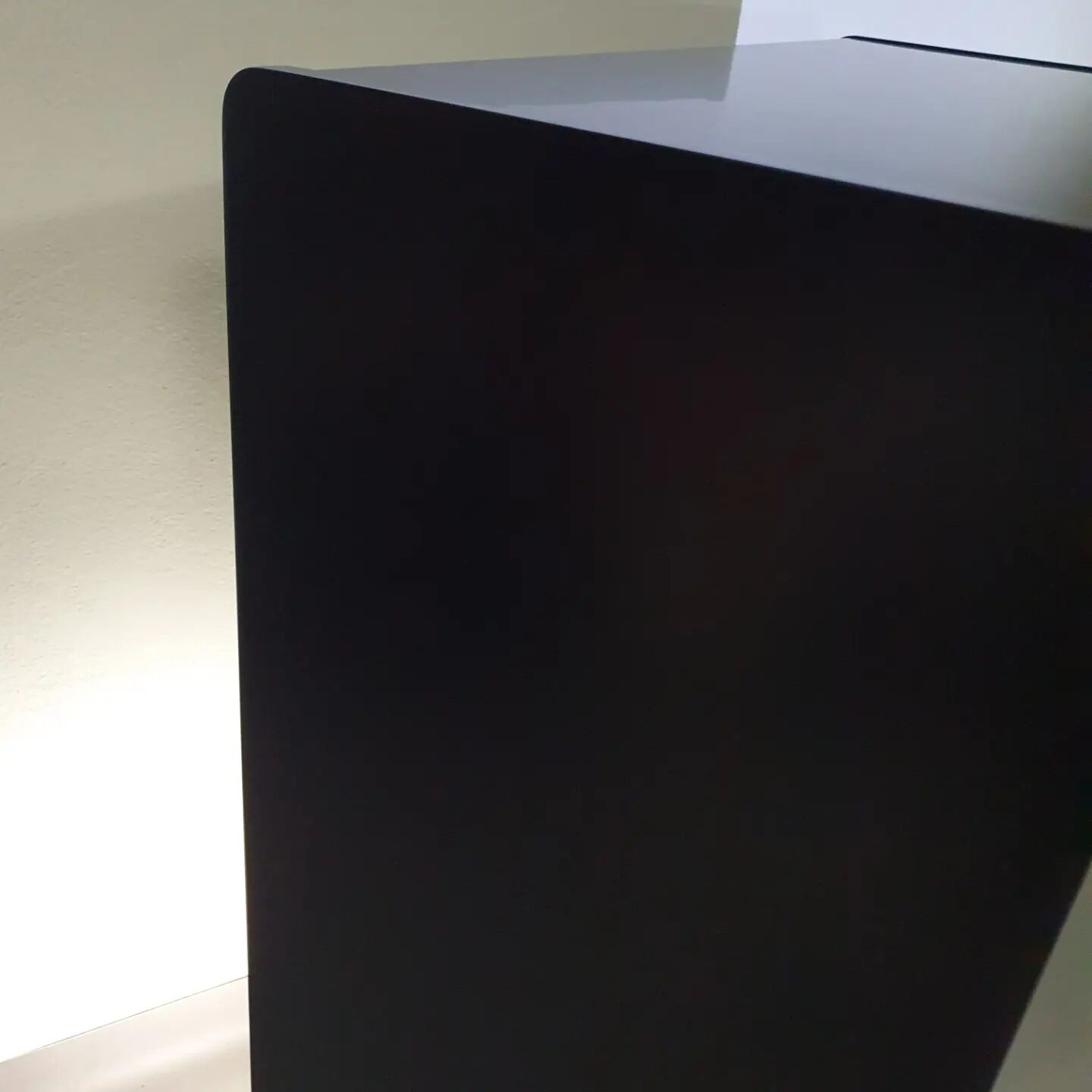 Rodolfo Bonetto display / glass cabinet / model Linearsystem / 1960s for Bellato Italy. Stunning condition