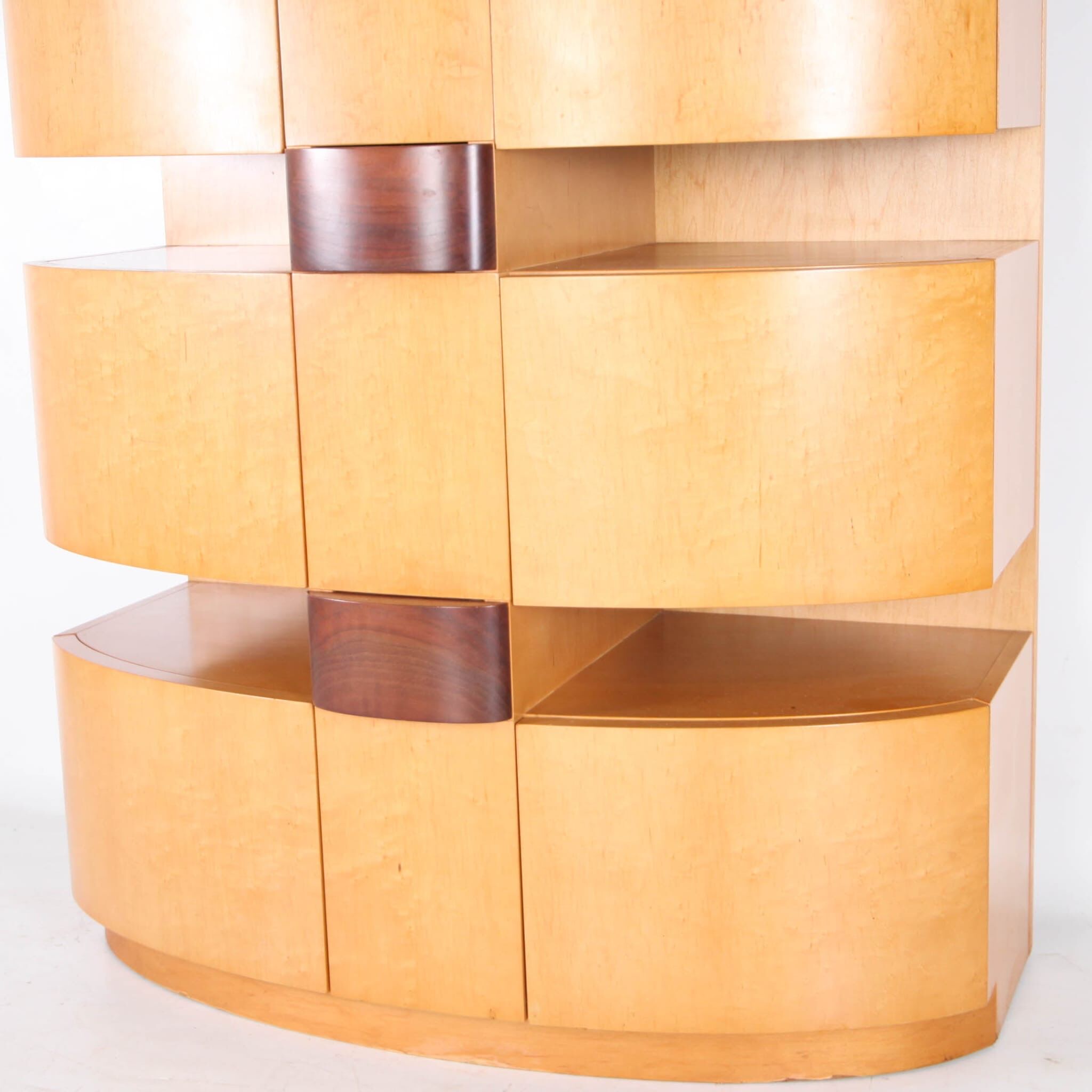 Japanese commode