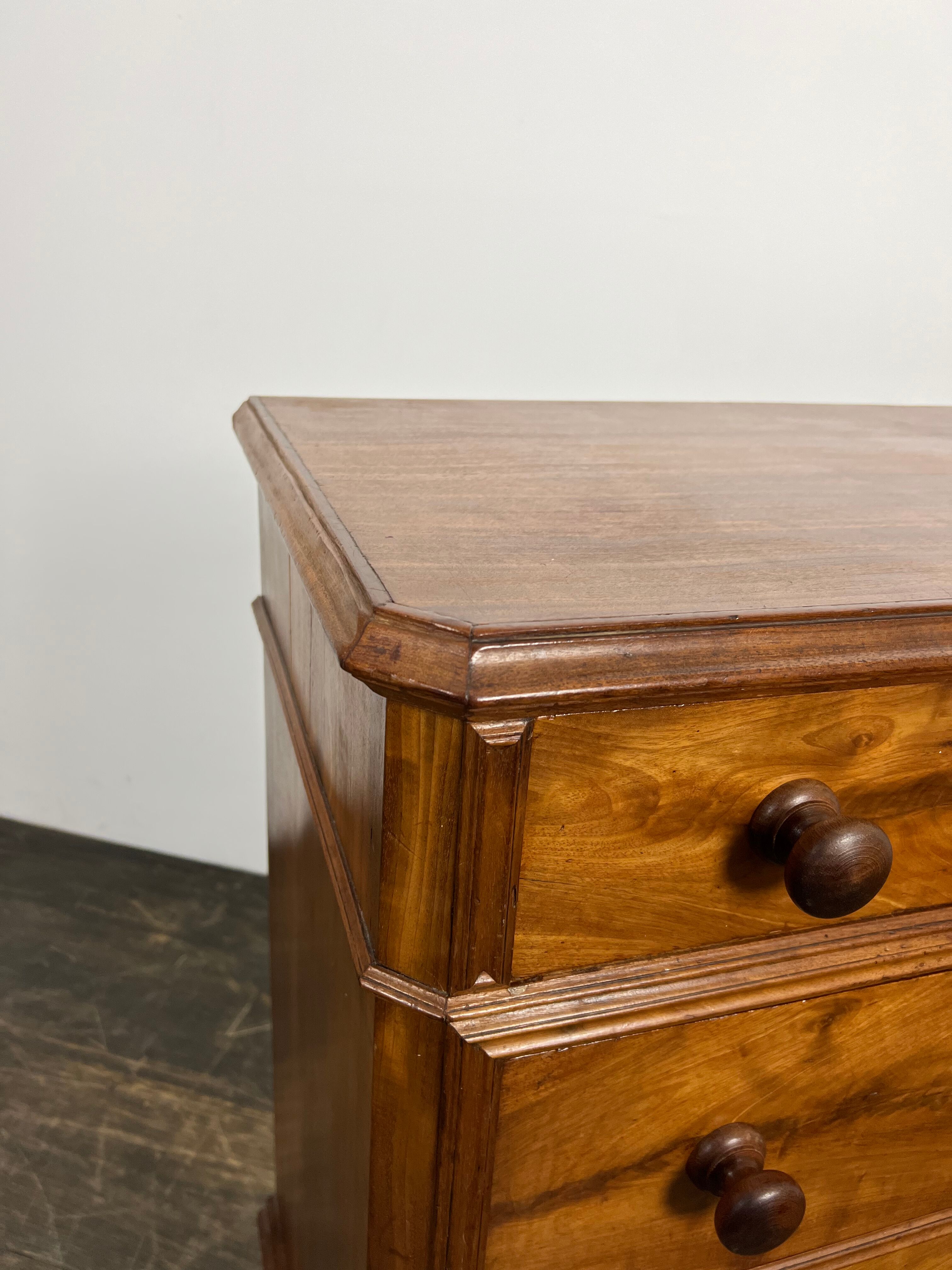 Commode en acajou