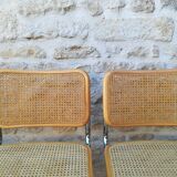Quatre chaises cesca B32 par Marcel Breuer