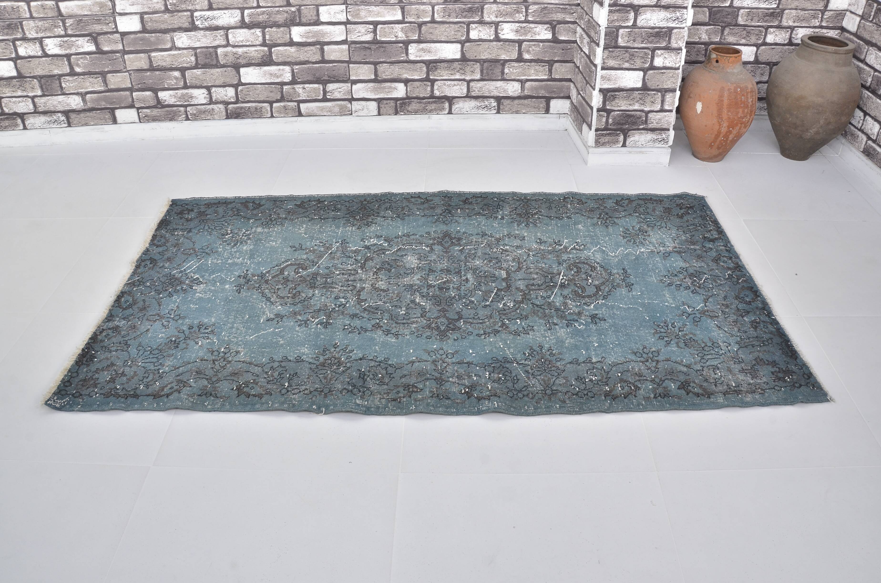 Geometric Vintage Anatolian Rug sku 1516