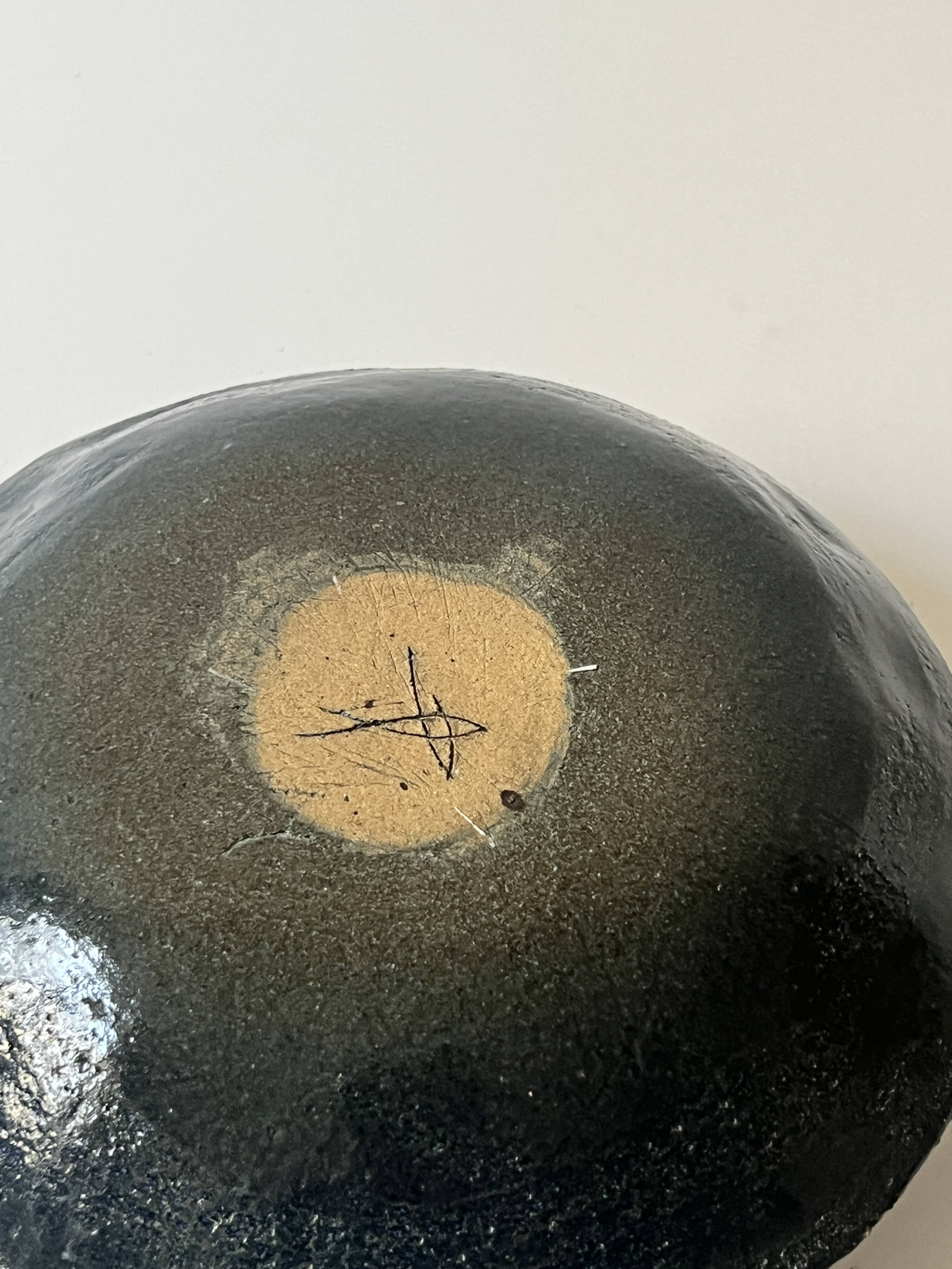 Large handmade spinning top vase in glazed ceramic and signed circa 1950