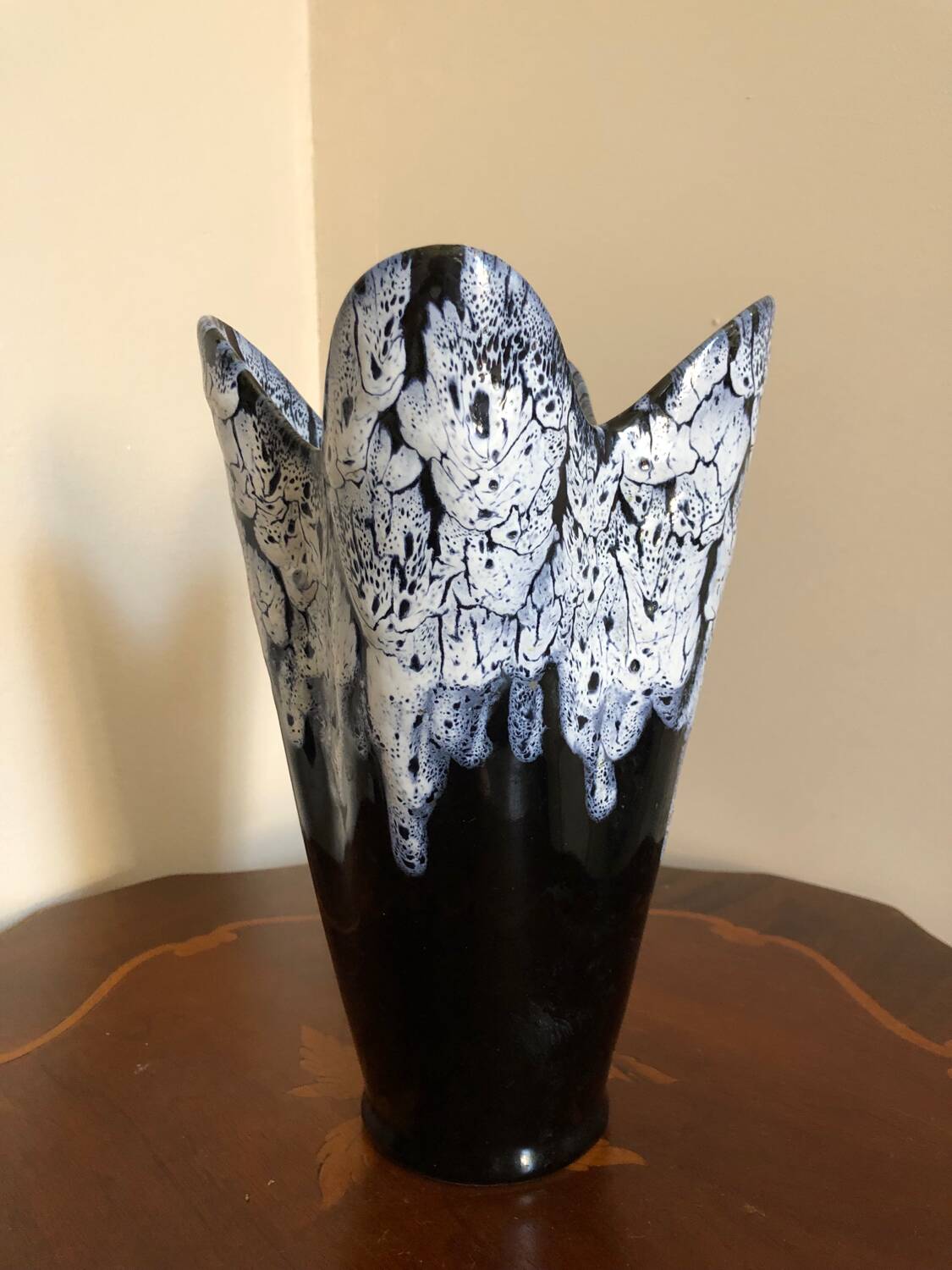 Flame stoneware ceramic vase