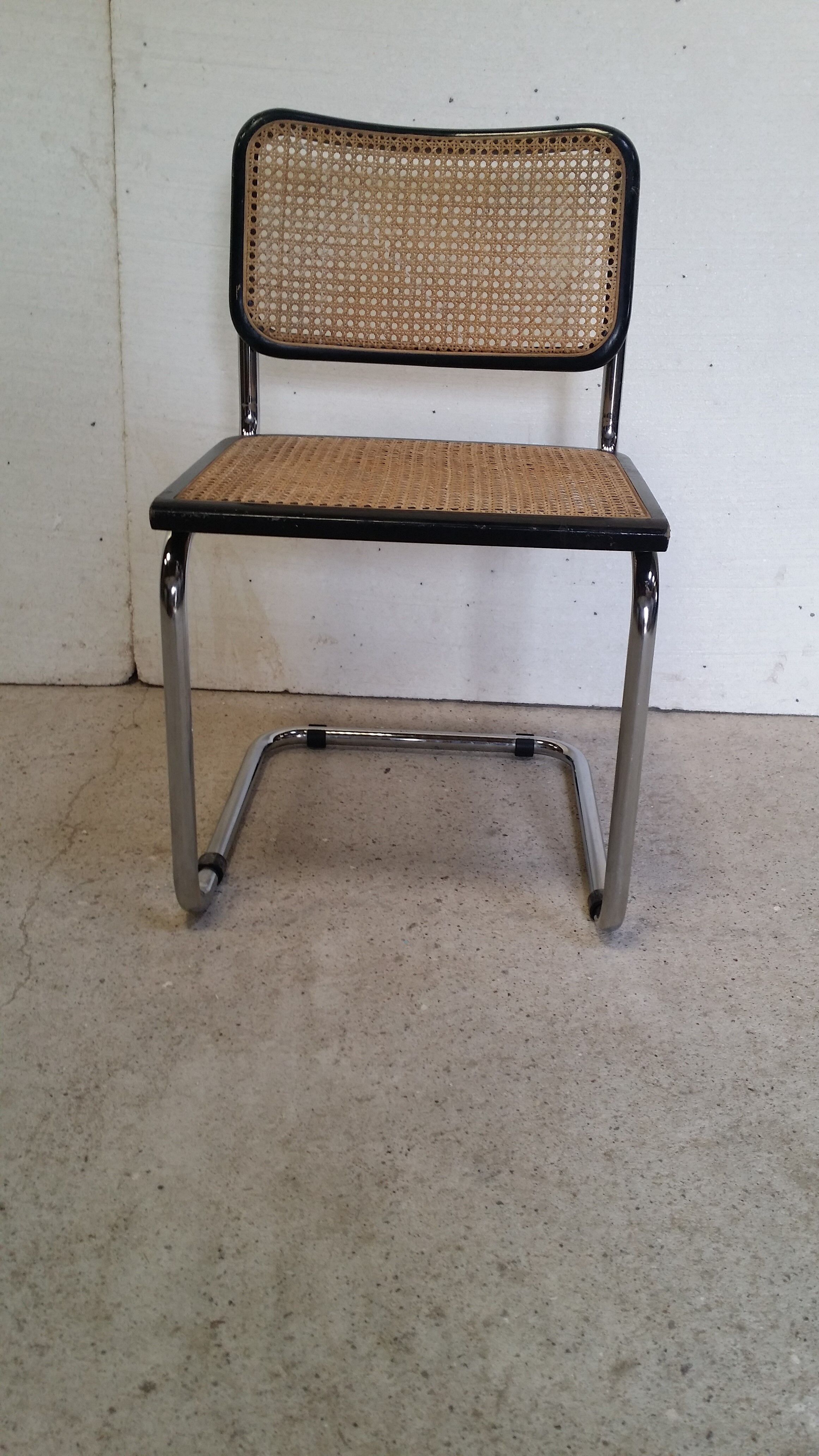 B32 chair by Marcel Breuer