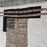 Handmade Berber rug, traditional craftsmanship, size 150 x 250 cm