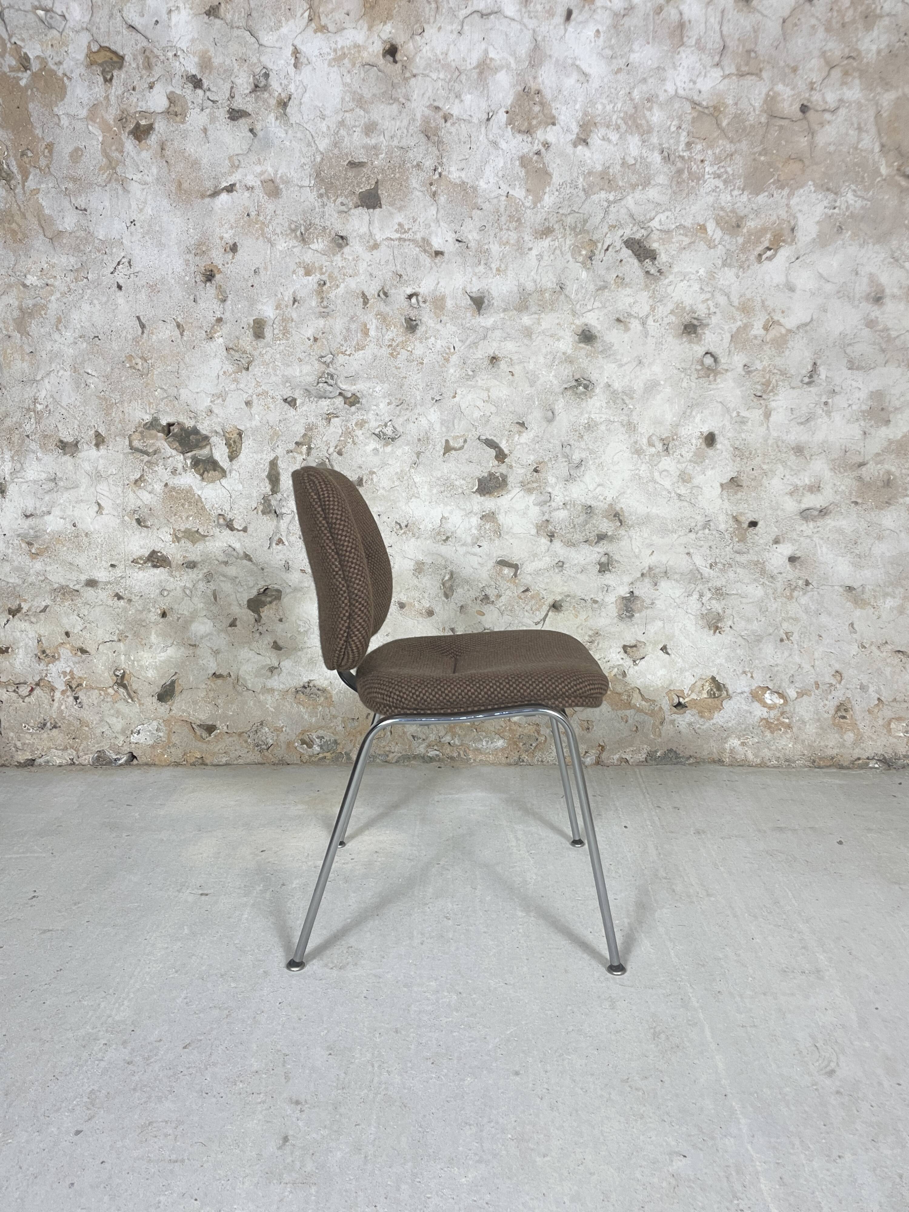 Conference chairs 70