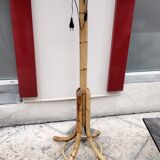 Lampadaire avec porte manteau rotin vintage