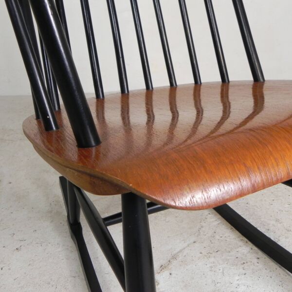 Spindle chair, rocking chair