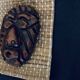 Masque cuba Tainos en terre cuite 13cm cubain ancien vintage sur tissage