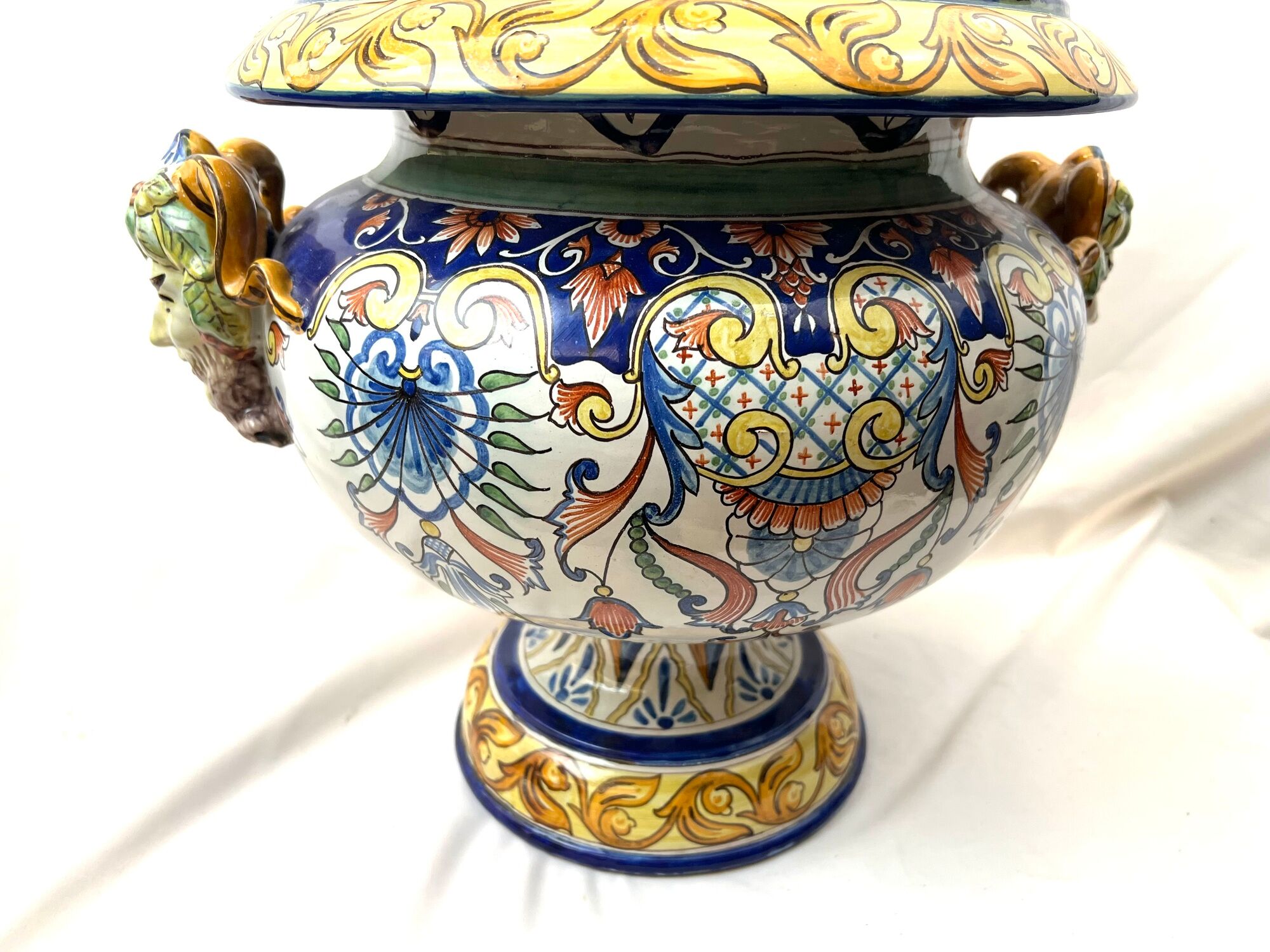 Medici garden vase in faience of Nevers signed 19th century