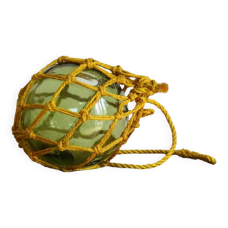 Bouée vintage en verre vert
