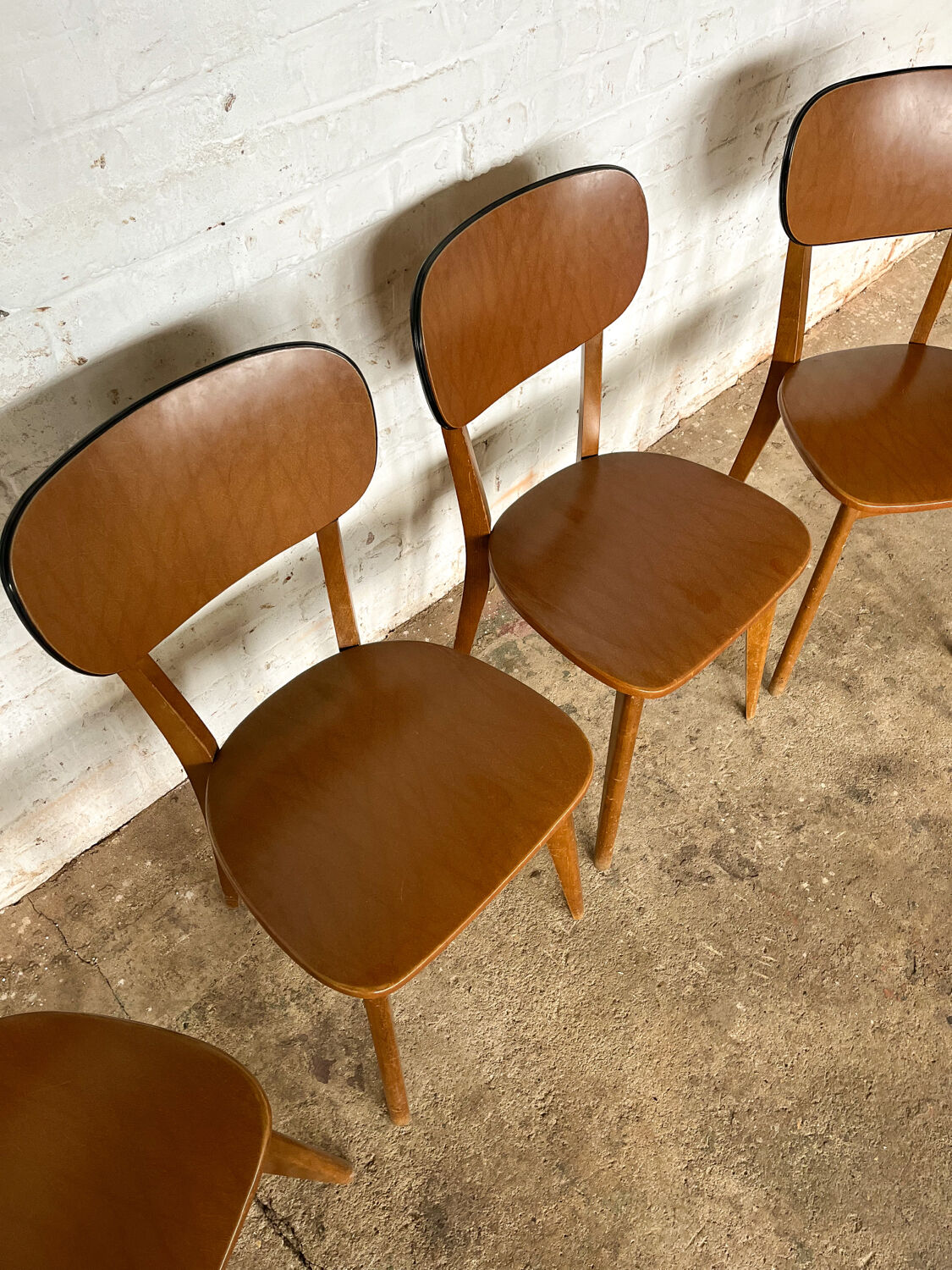 Série de 4 chaises bistrot années 60