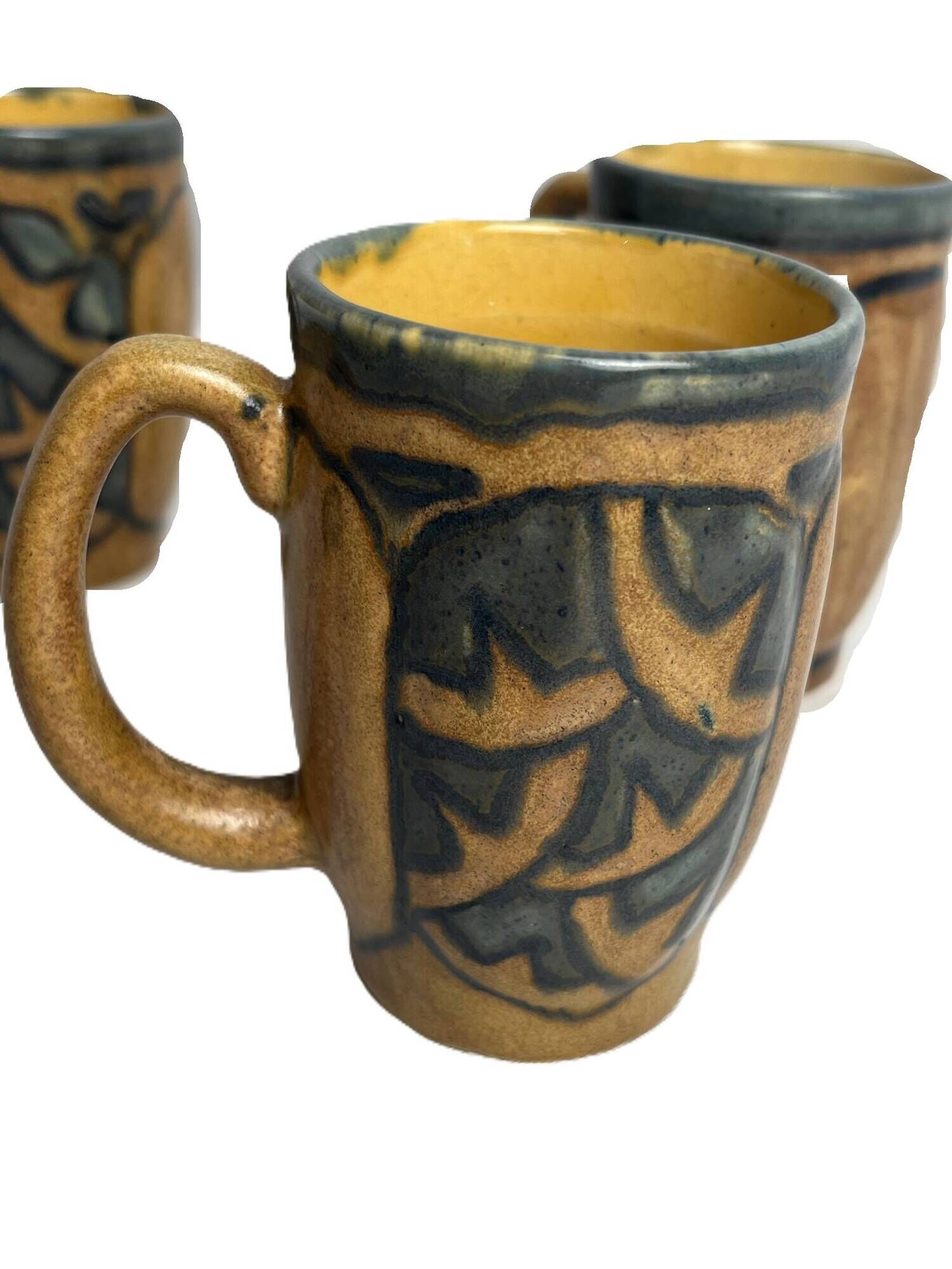 Quimper Odetta, three numbered cider cups signed from around 1920.