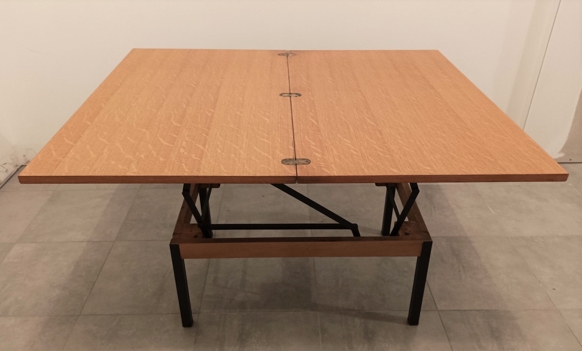 Table "Révélation" d'Albert Ducrot pour Ducal
