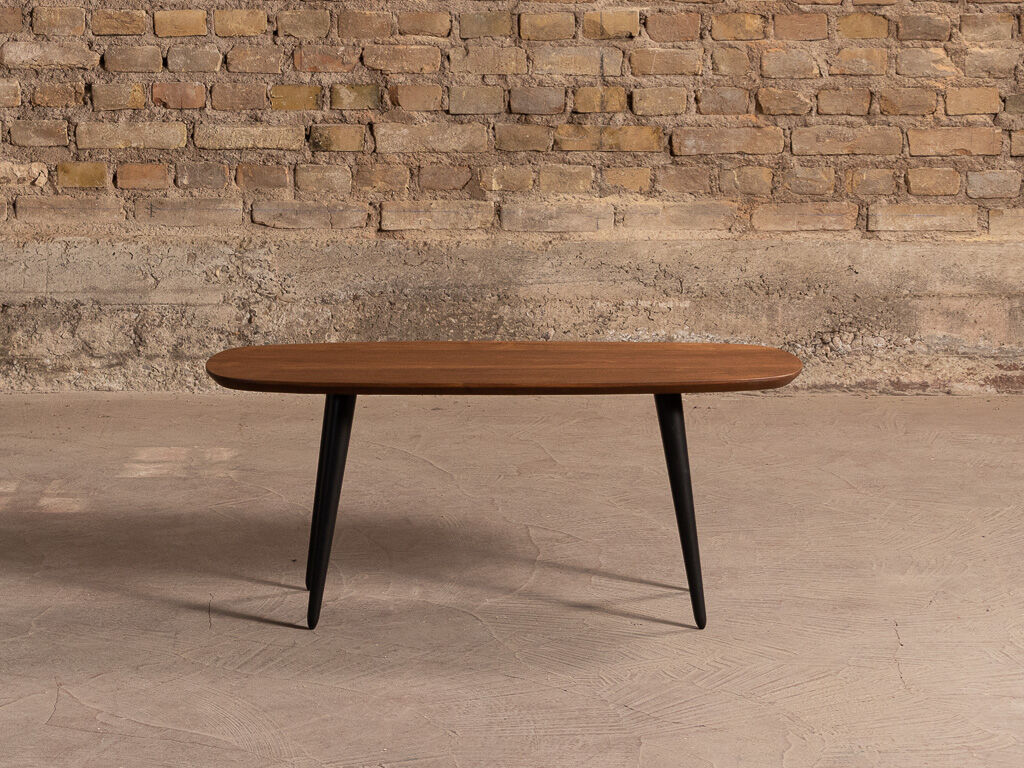 Tinted walnut coffee table with 4 black legs (100x40cm)