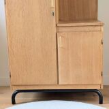 Armoire asymétrique vintage en chêne rénovée