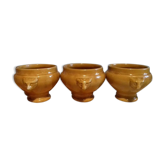 3 bowls onion soup