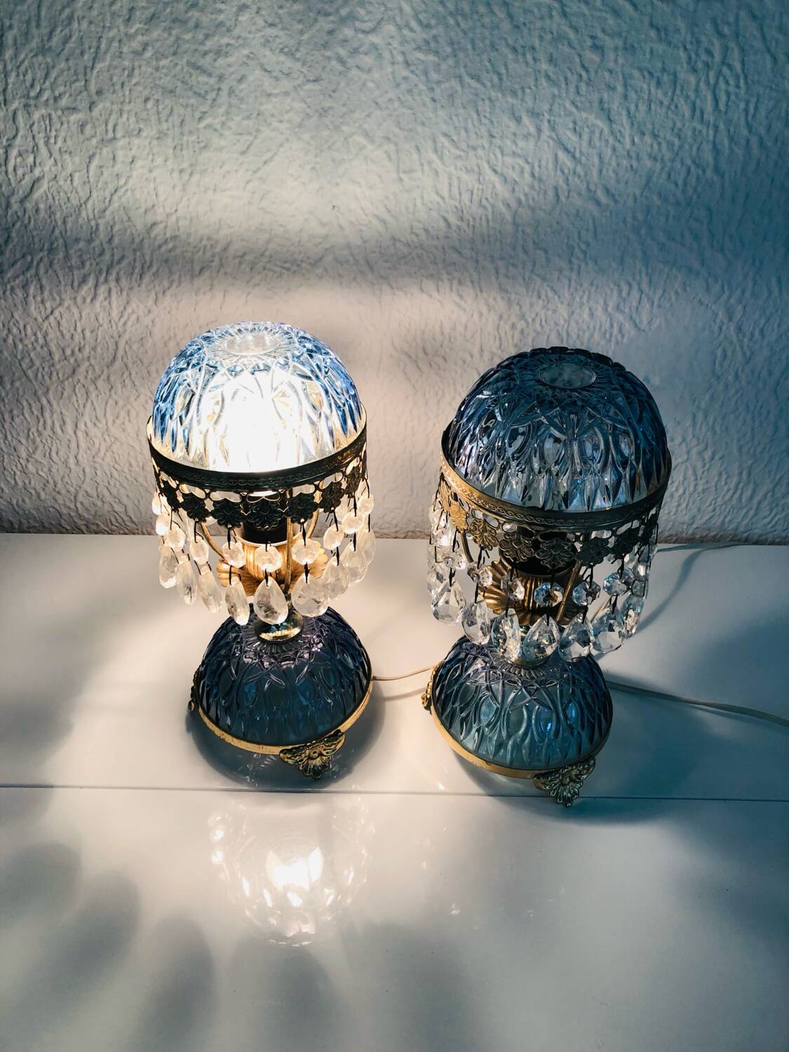 Paire de lampes en verre style Hollywood Regency, circa 1960