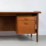 Teak Model 207 Desk by Arne Vodder for Sibast, 1960s